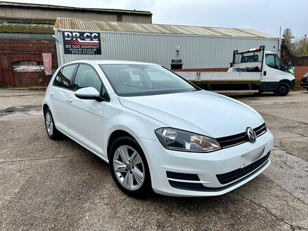 VOLKSWAGEN GOLF 1.6 TDI BlueMotion Tech SE Euro 5 (s/s) 5dr