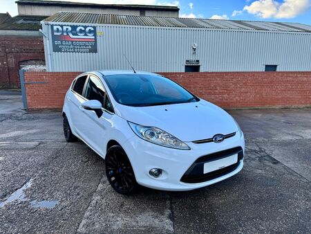 FORD FIESTA 1.4 Titanium 5dr