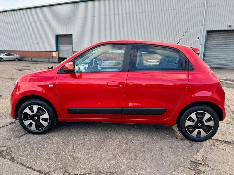 RENAULT TWINGO