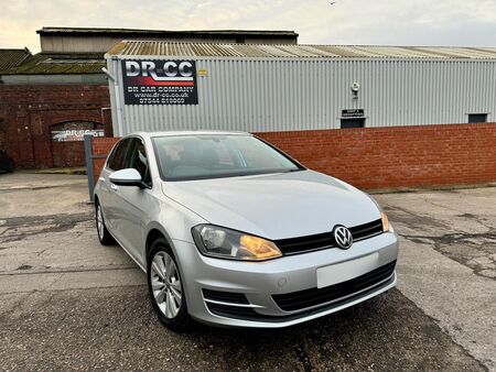 VOLKSWAGEN GOLF 1.6 TDI BlueMotion Tech SE Euro 5 (s/s) 5dr